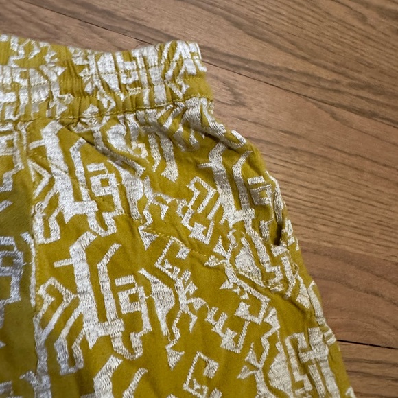 Elevenses Shorts with drawstring and pockets - Picture 3 of 5